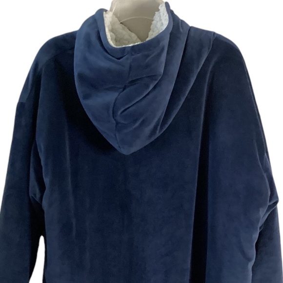 The Comfy Oversized Sherpa Lined Hooded Wearable Blanket - Picture 6 of 10